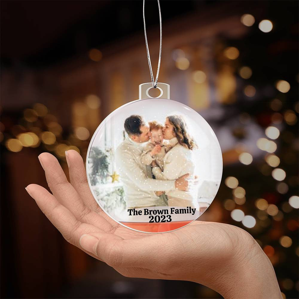 Acrylic Custom Family Portrait Ornament Family Photo Christmas Ornament Gift for Daughter Son Sister Brother Mom Dad Personalized Ornament Gift 2023 Plaque